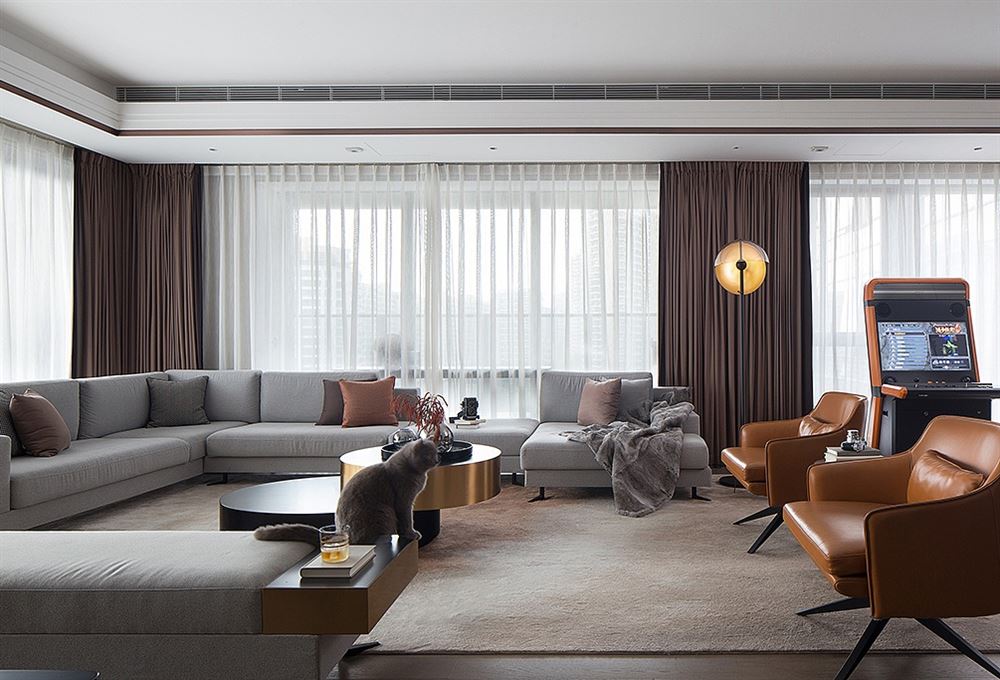 佛山市雅居乐·江畔明珠轻奢风格四居室装修案例